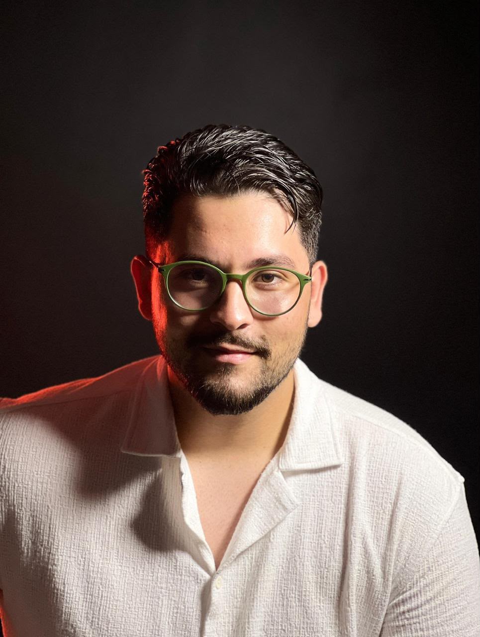 Nicolas, Fundador da Destaque